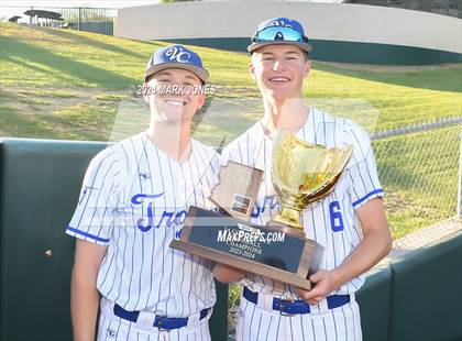 Thumbnail 2 in Valley Christian vs. Yuma Catholic (AIA 3A Final - Awards) photogallery.