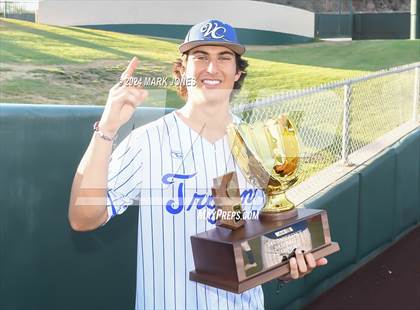 Thumbnail 1 in Valley Christian vs. Yuma Catholic (AIA 3A Final - Awards) photogallery.