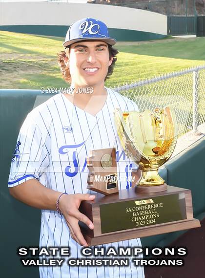 Thumbnail 3 in Valley Christian vs. Yuma Catholic (AIA 3A Final - Awards) photogallery.