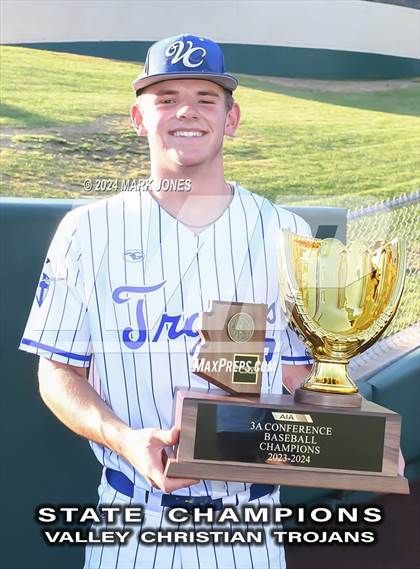 Thumbnail 2 in Valley Christian vs. Yuma Catholic (AIA 3A Final - Awards) photogallery.