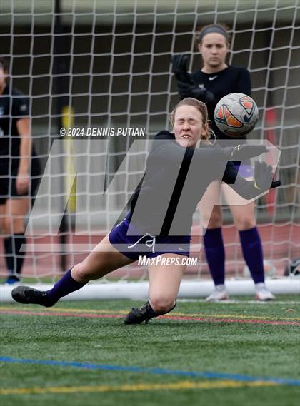 Thumbnail 2 in Sacred Heart Prep @ Archbishop Mitty (CIF CCS Quarterfinals) photogallery.
