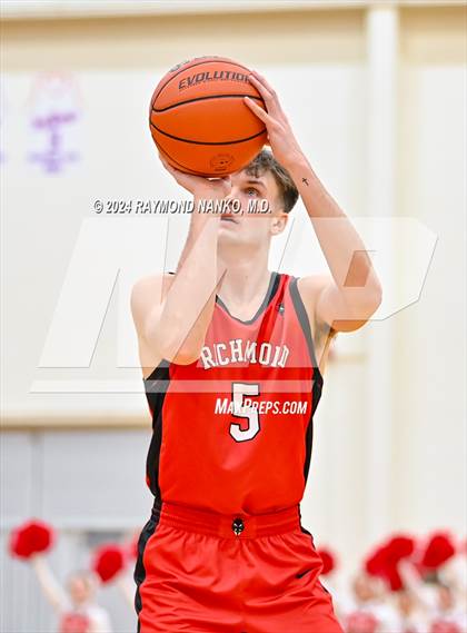Thumbnail 1 in Richmond vs. Muncie Central (IHSAA 4A Section 9 Round 1)  photogallery.