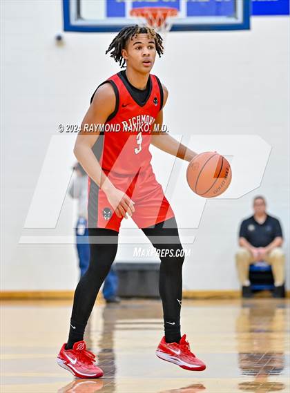 Thumbnail 3 in Richmond vs. Muncie Central (IHSAA 4A Section 9 Round 1)  photogallery.