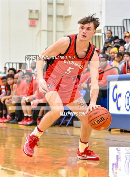 Thumbnail 1 in Richmond vs. Muncie Central (IHSAA 4A Section 9 Round 1)  photogallery.