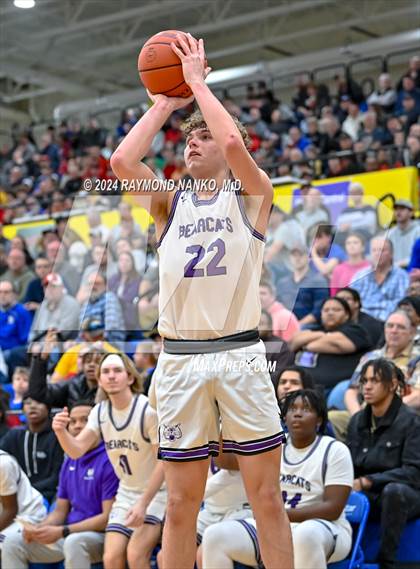 Thumbnail 3 in Richmond vs. Muncie Central (IHSAA 4A Section 9 Round 1)  photogallery.