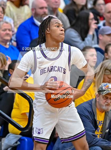 Thumbnail 3 in Richmond vs. Muncie Central (IHSAA 4A Section 9 Round 1)  photogallery.