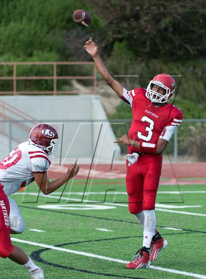 Thumbnail 2 in La Serna vs. Vista (Brothers in Arms Classic) photogallery.