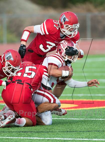 Thumbnail 2 in La Serna vs. Vista (Brothers in Arms Classic) photogallery.