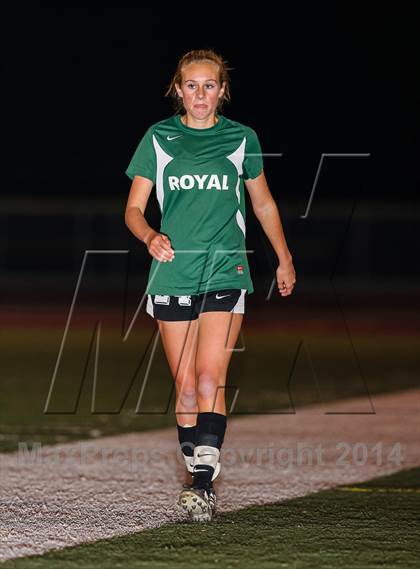Thumbnail 1 in Royal @ Simi Valley photogallery.