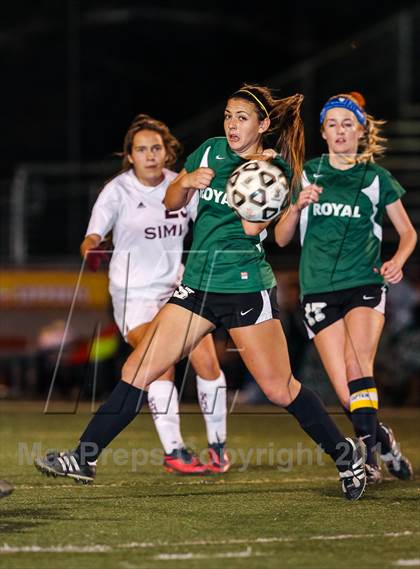 Thumbnail 3 in Royal @ Simi Valley photogallery.