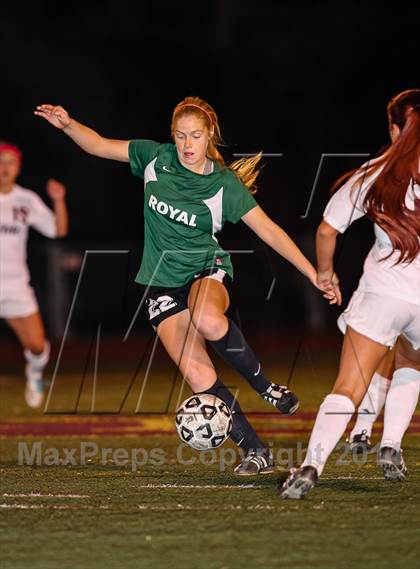 Thumbnail 3 in Royal @ Simi Valley photogallery.