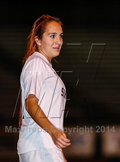 Thumbnail 1 in Royal @ Simi Valley photogallery.