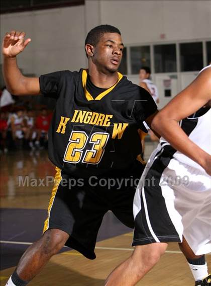 Thumbnail 1 in Verdugo Hills vs. King-Drew (Lynwood Christmas Challenge) photogallery.