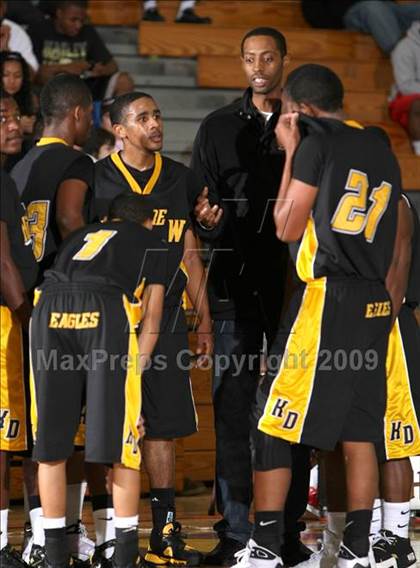 Thumbnail 1 in Verdugo Hills vs. King-Drew (Lynwood Christmas Challenge) photogallery.