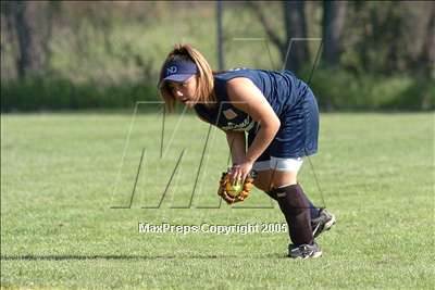 Thumbnail 2 in Notre Dame vs. Righetti (WC Pre-Season Tourney) photogallery.