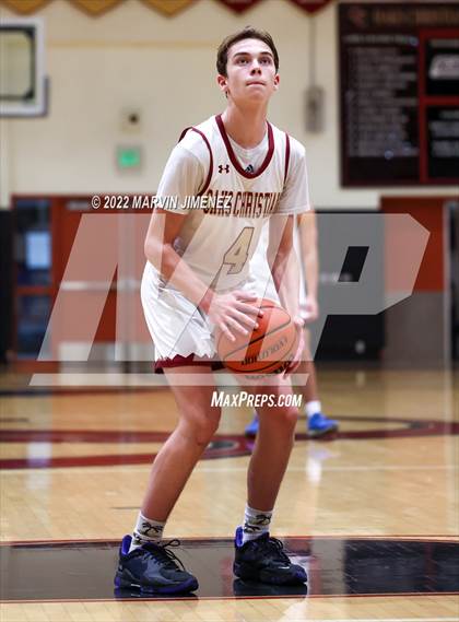 Thumbnail 2 in Oaks vs Westlake photogallery.