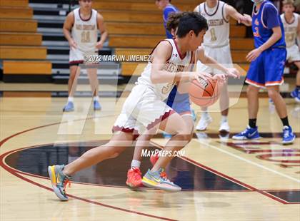 Thumbnail 3 in Oaks vs Westlake photogallery.