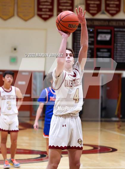 Thumbnail 3 in Oaks vs Westlake photogallery.