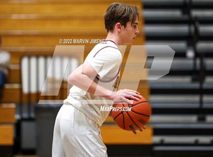 Thumbnail 1 in Oaks vs Westlake photogallery.