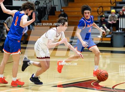 Thumbnail 3 in Oaks vs Westlake photogallery.