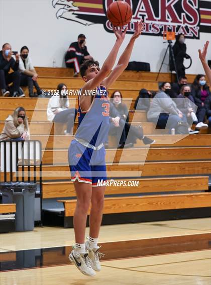 Thumbnail 2 in Oaks vs Westlake photogallery.