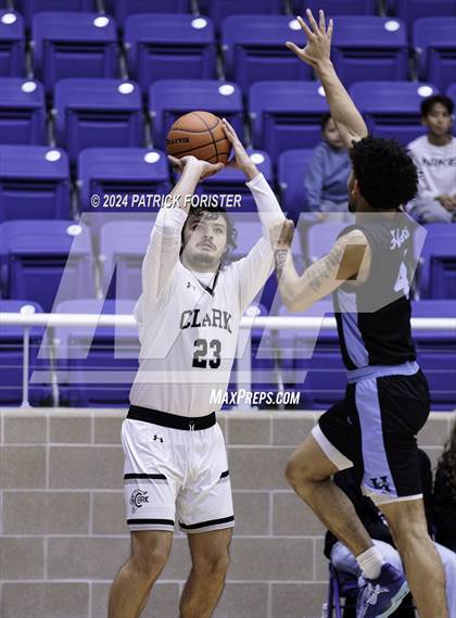 Thumbnail 2 in Clark vs. Harlan photogallery.