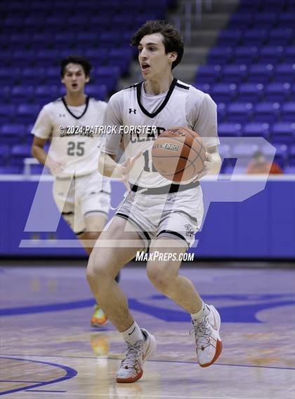 Thumbnail 3 in Clark vs. Harlan photogallery.