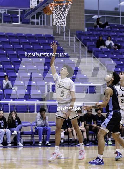 Thumbnail 3 in Clark vs. Harlan photogallery.