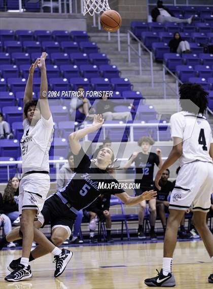 Thumbnail 1 in Clark vs. Harlan photogallery.