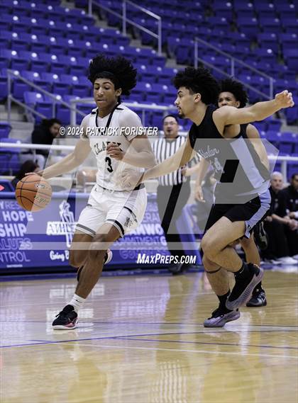 Thumbnail 1 in Clark vs. Harlan photogallery.