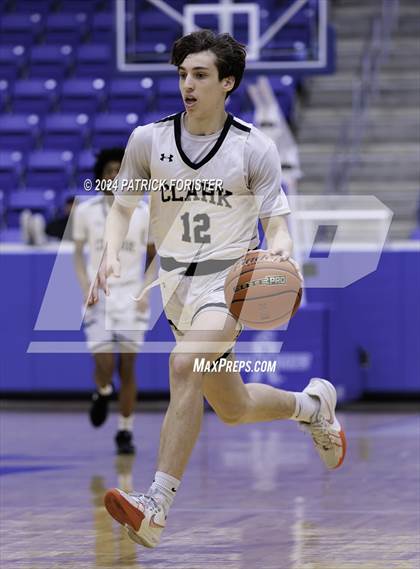 Thumbnail 1 in Clark vs. Harlan photogallery.