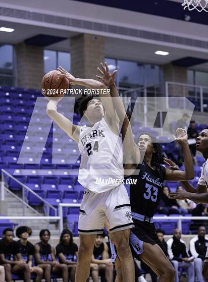 Thumbnail 2 in Clark vs. Harlan photogallery.