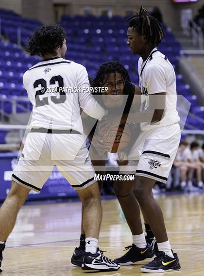 Thumbnail 3 in Clark vs. Harlan photogallery.