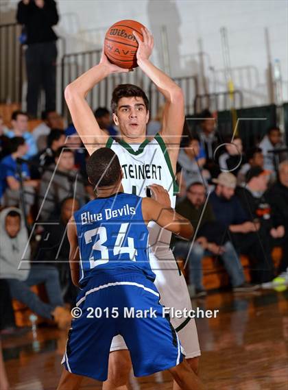 Thumbnail 3 in Ewing @ Steinert photogallery.