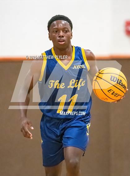 Thumbnail 1 in New Life Christian Academy vs. Berean Baptist Academy (Veterans Showcase 2025) photogallery.