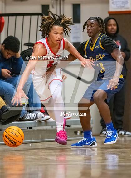 Thumbnail 1 in New Life Christian Academy vs. Berean Baptist Academy (Veterans Showcase 2025) photogallery.