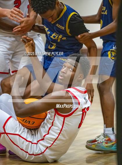 Thumbnail 2 in New Life Christian Academy vs. Berean Baptist Academy (Veterans Showcase 2025) photogallery.