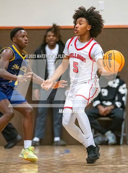 Thumbnail 3 in New Life Christian Academy vs. Berean Baptist Academy (Veterans Showcase 2025) photogallery.