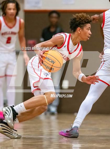 Thumbnail 2 in New Life Christian Academy vs. Berean Baptist Academy (Veterans Showcase 2025) photogallery.