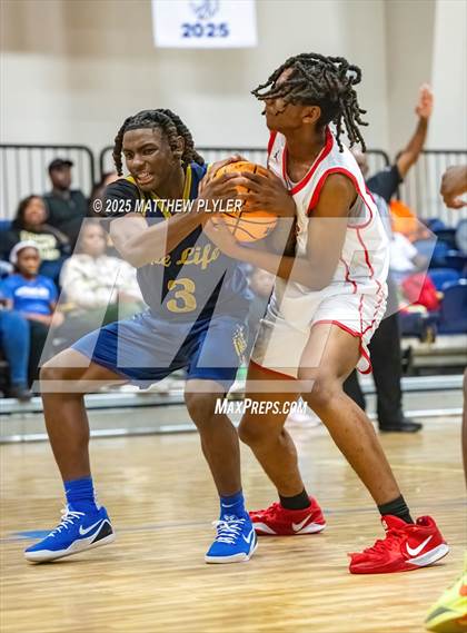 Thumbnail 1 in New Life Christian Academy vs. Berean Baptist Academy (Veterans Showcase 2025) photogallery.