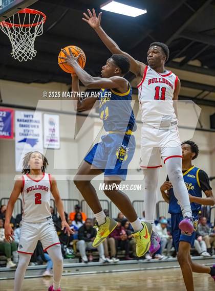 Thumbnail 2 in New Life Christian Academy vs. Berean Baptist Academy (Veterans Showcase 2025) photogallery.