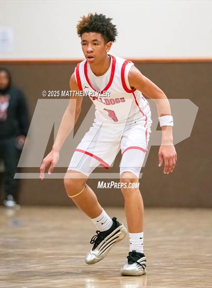 Thumbnail 1 in New Life Christian Academy vs. Berean Baptist Academy (Veterans Showcase 2025) photogallery.