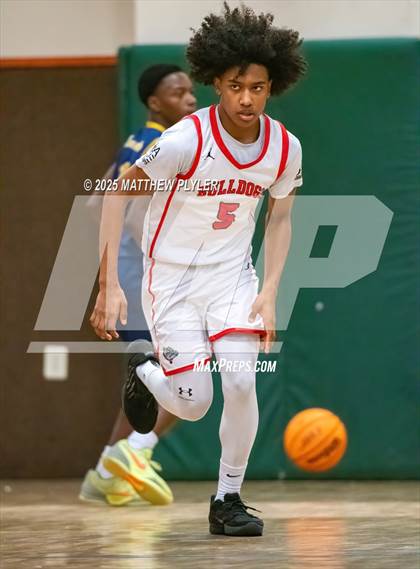 Thumbnail 3 in New Life Christian Academy vs. Berean Baptist Academy (Veterans Showcase 2025) photogallery.