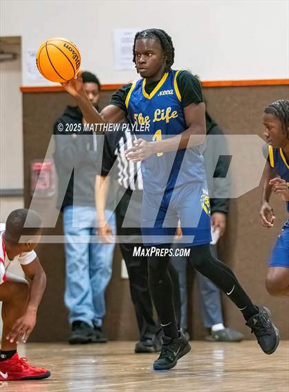 Thumbnail 3 in New Life Christian Academy vs. Berean Baptist Academy (Veterans Showcase 2025) photogallery.