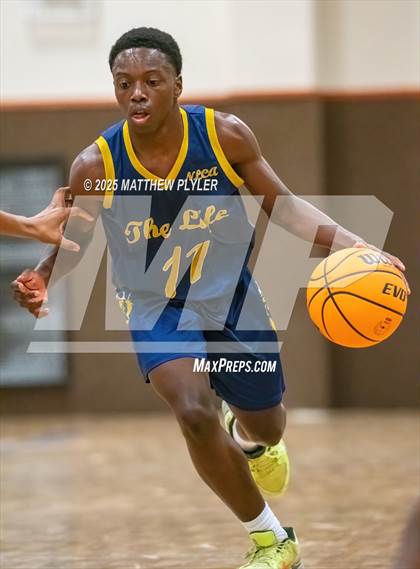 Thumbnail 3 in New Life Christian Academy vs. Berean Baptist Academy (Veterans Showcase 2025) photogallery.