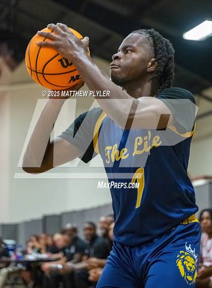 Thumbnail 2 in New Life Christian Academy vs. Berean Baptist Academy (Veterans Showcase 2025) photogallery.