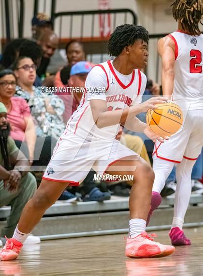 Thumbnail 3 in New Life Christian Academy vs. Berean Baptist Academy (Veterans Showcase 2025) photogallery.