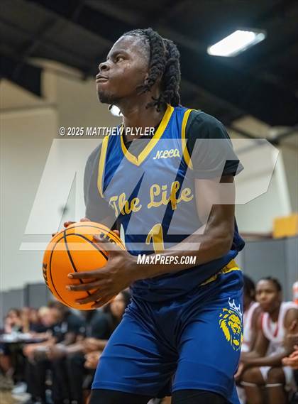 Thumbnail 3 in New Life Christian Academy vs. Berean Baptist Academy (Veterans Showcase 2025) photogallery.