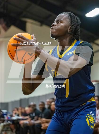 Thumbnail 1 in New Life Christian Academy vs. Berean Baptist Academy (Veterans Showcase 2025) photogallery.