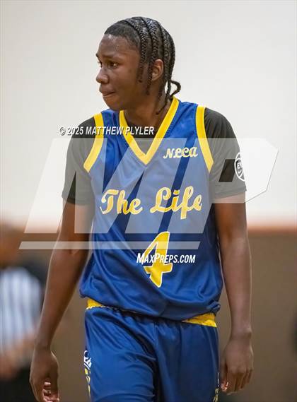 Thumbnail 3 in New Life Christian Academy vs. Berean Baptist Academy (Veterans Showcase 2025) photogallery.